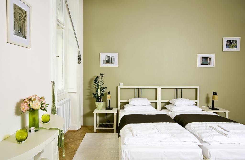 Budapest Rooms Bed And Breakfast الغرفة الصورة